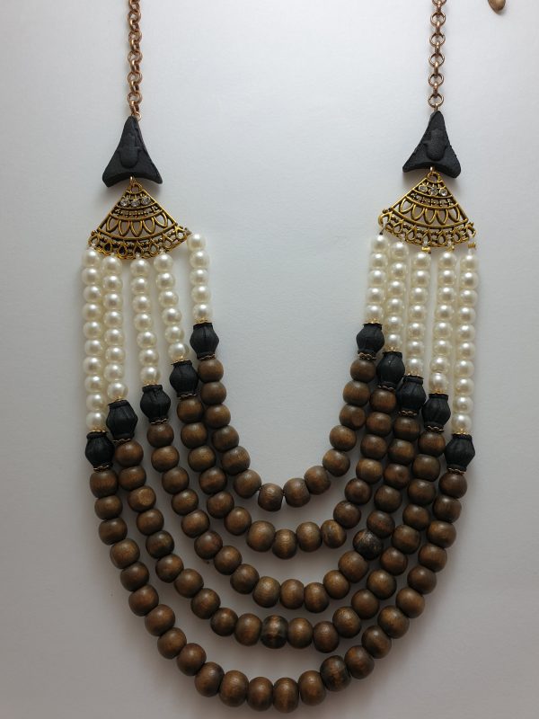 Collier 15